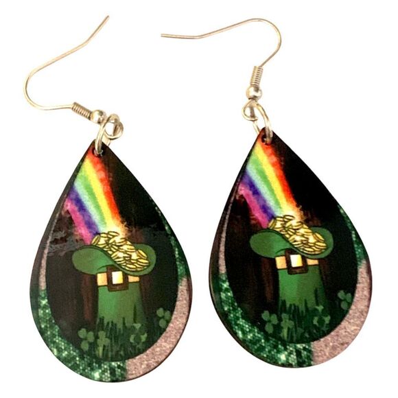 St. Patrick’s Day Handmade Pot of Gold Rainbow Earrings - Picture 1 of 1